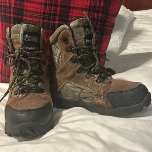 Boys or Girls Hiking Boots- Rocky Brand- size 4.5 (big kid)